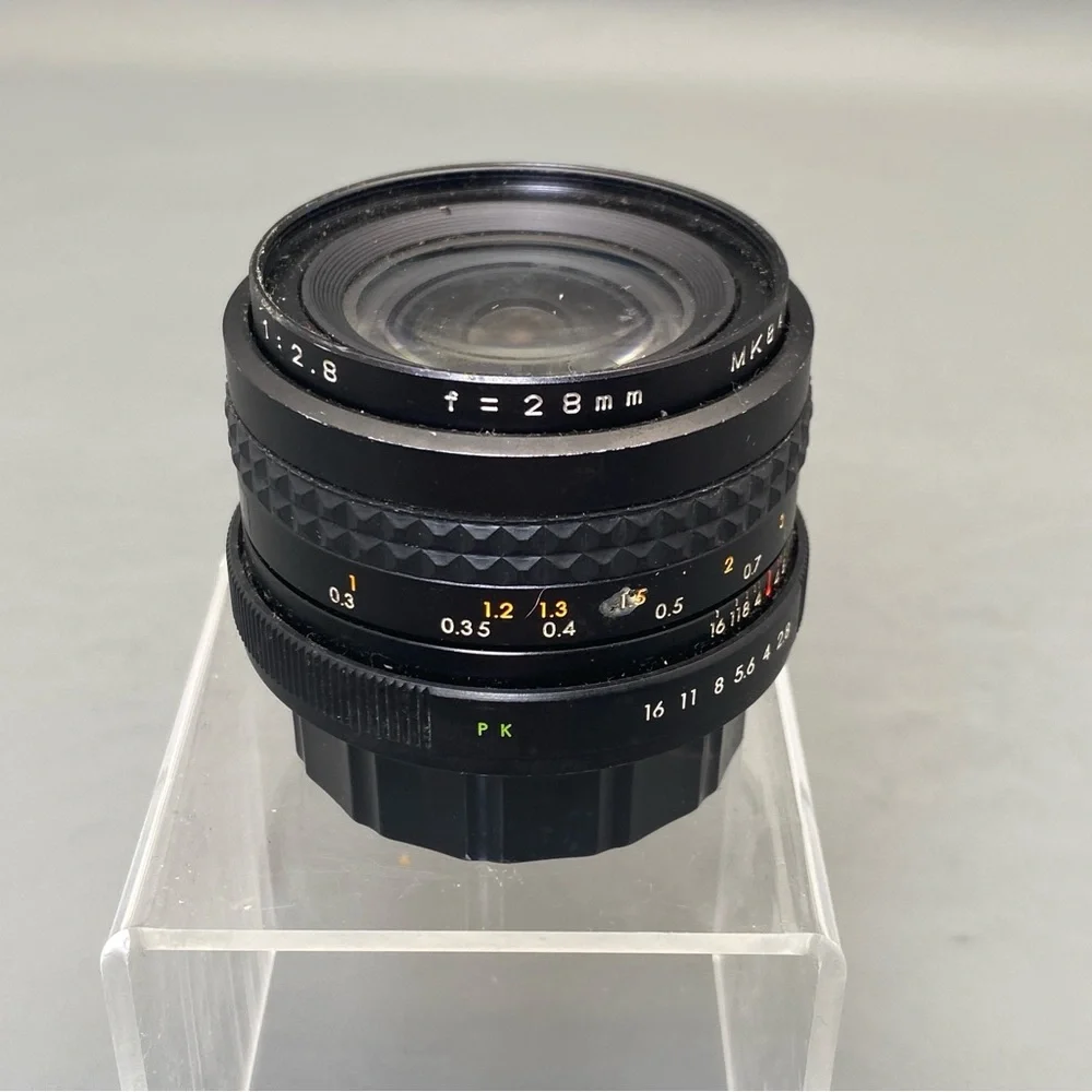 FOCAL 28mm F 2.8 WIDE ANGLE LENS MC AUTO SKYLIGHT 52 MM WITH LENS UNTESTED
